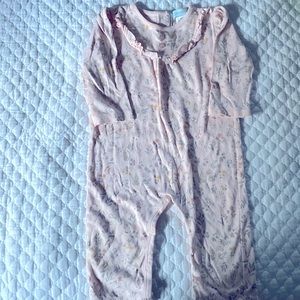 Feather Baby Pima knit romper. Floral. Size 12-18m